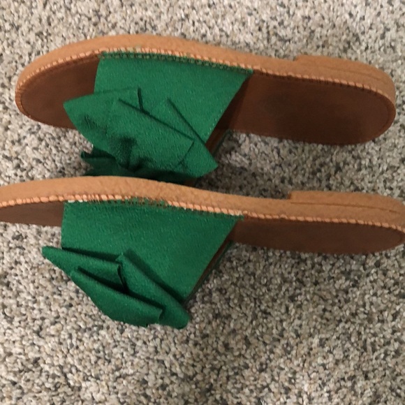 Cute green bow slides 9 slide sandals new - Picture 10 of 11